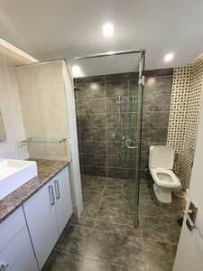 Customized Frameless Shower Cubicles , Made With 10mm Toughened Glasses And Stainless Steel Fittings
